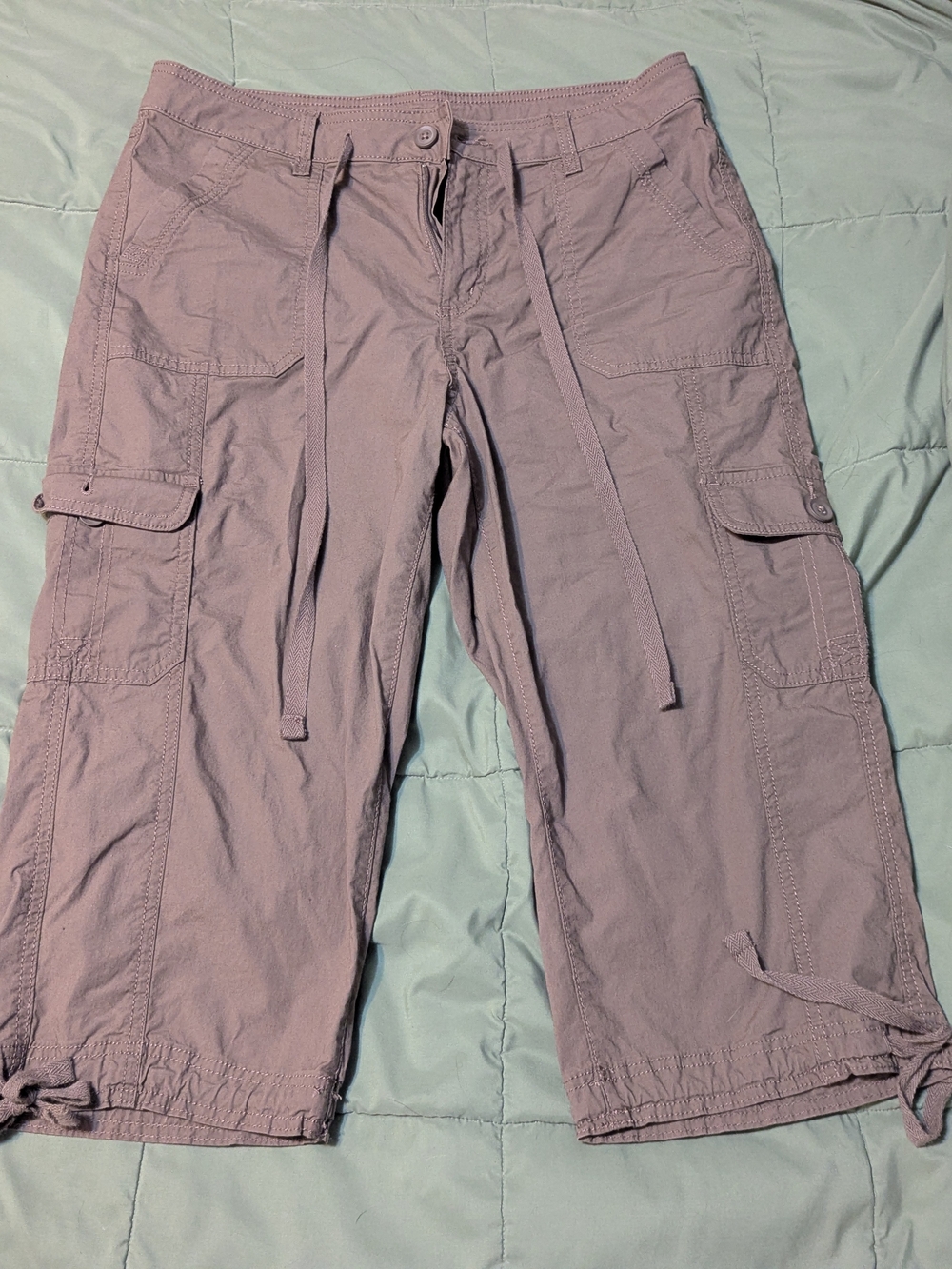 Womens Cargo Capri Pants - Khaki Green